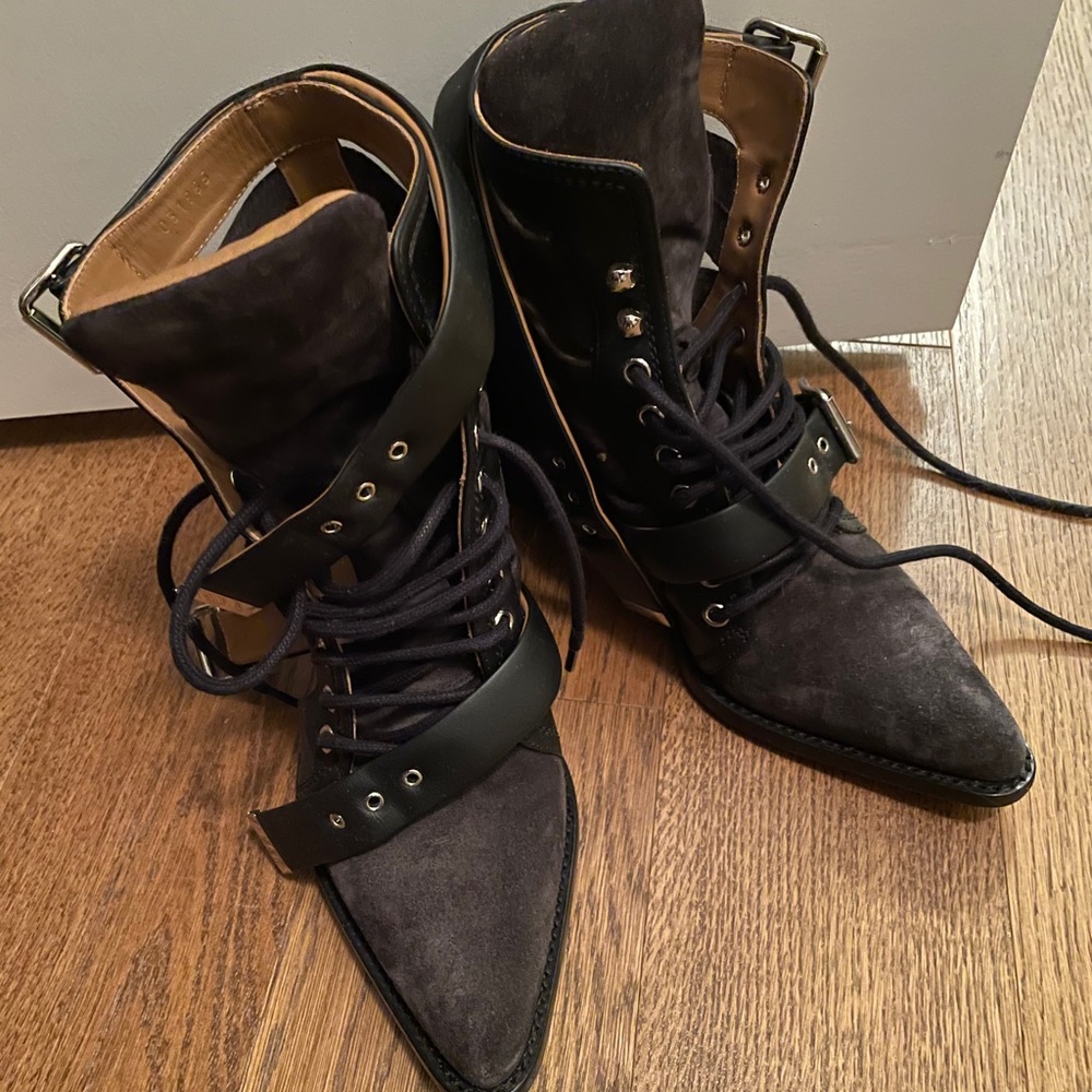 Chloe Rylee Combat boots - Picture 4 of 6